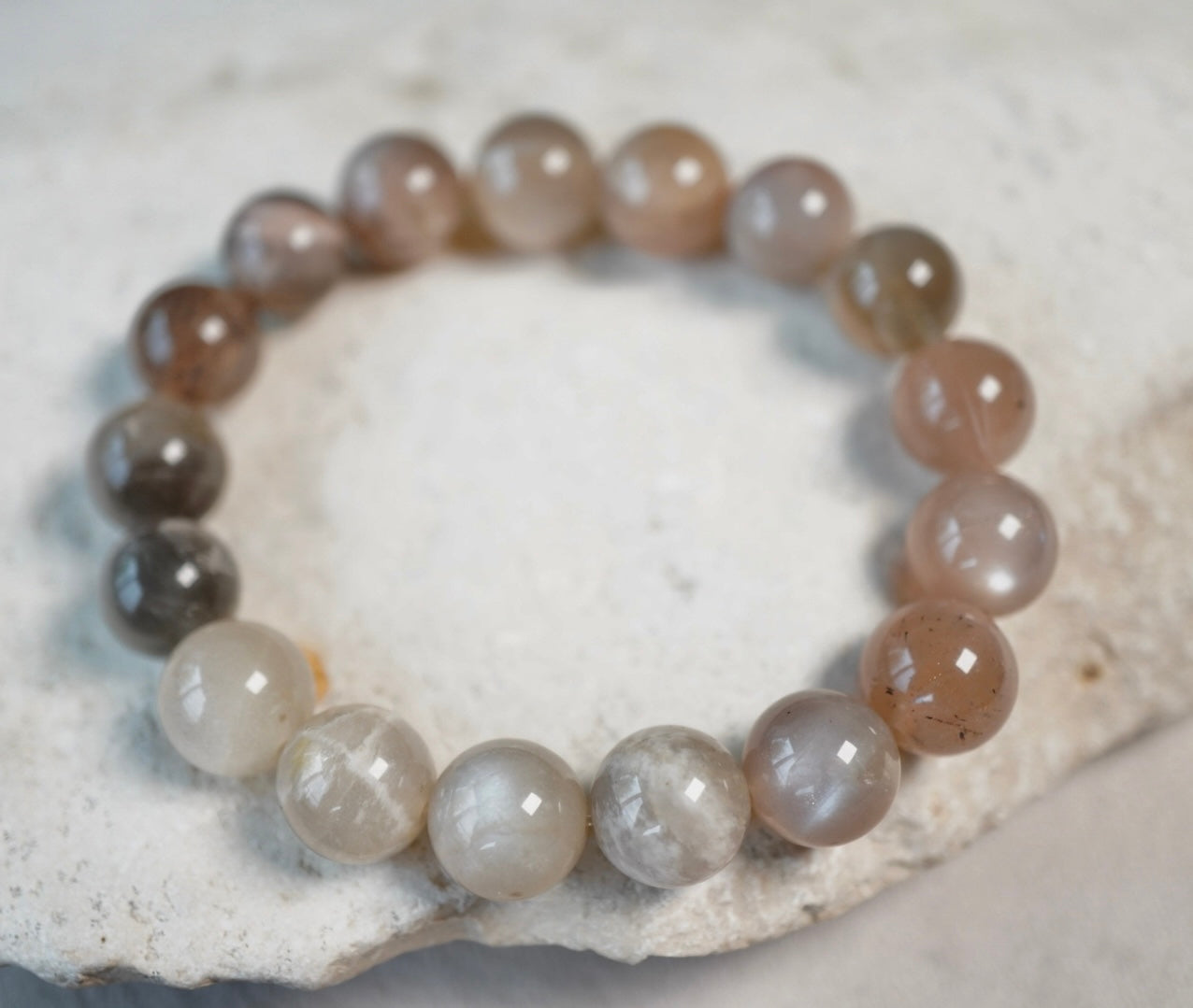 Mondstein aus Sri Lanka