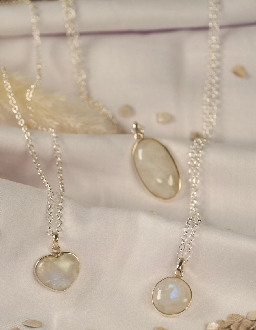 Mondstein Kette - Zarabia Mondstein Kette